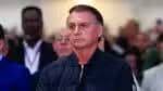 DF - BOLSONARO/STF/PRISÃO DOMICILIAR/ARQUIVO - POLÍTICA - FOTO DE ARQUIVO DE 24/07/2025. O ex-presidente Jair Bolsonaro (PL) participa de um culto na Igreja Catedral da   Benção, em Taguatinga (DF).  O ministro Alexandre de Moraes, do Supremo Tribunal Federal (STF), determinou nesta   segunda-feira, 4 de agosto de 2025, a prisão domiciliar de Bolsonaro. Além disso, determinou o confisco do celular   do ex-presidente. Moraes concluiu que o ex-presidente descumpriu as medidas cautelares impostas inicialmente.   24/07/2025 - Foto: WILTON JUNIOR/ESTADÃO CONTEÚDO