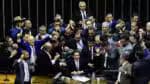 DF - BOLSONARO/STF/PRISÃO DOMICILIAR/OPOSIÇÃO/OBSTRUÇÃO - POLÍTICA - Após dois dias de obstrução protagonizada pela oposição na Câmara dos Deputados, o presidente da Casa, Hugo Motta     (c), retoma a cadeira para abrir a sessão plenária proposta para a noite desta quarta-feira, 6, em Brasília. Houve       resistência por parte dos bolsonaristas que, inicialmente, não queiram deixar o presidente iniciar os trabalhos. A       sessão foi iniciada e encerrada após discurso de Motta que deu um recado aos oposicionistas: "País deve estar em       primeiro lugar e não projetos pessoais".       06/08/2025 - Foto: WILTON JUNIOR/ESTADÃO CONTEÚDO