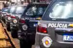 SP - VIATURAS/POLÍCIA - GERAL - O governador do Estado de São Paulo, Tarcísio de Freitas, e o Secretário de Segurança Guilherme Derrite fazem a entrega de viaturas para as polícias civil e militar durante o evento Caravana 3D ? Desenvolvimento, Dignidade e Diálogo - no Teatro Municipal "Waldir Silveira Mello", centro,de Marília nesta sexta-feira (22). 22/08/2025 - Foto: ALF RIBEIRO/FOTOARENA/FOTOARENA/ESTADÃO CONTEÚDO