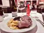A combinação de joelho de porco com vinho: saiba mais sobre a culinária alemã e suas harmonizações