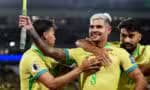 A seleção brasileira derrotou o Chile por 3 a 0 no Maracanã, garantindo o segundo posto nas Eliminatórias