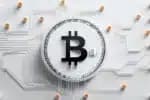 Bitcoin deve ultrapassar US$ 135 mil em breve, aponta Standard Chartered