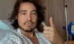 Tiago Iorc é hospitalizado com crise de hérnia de disco cervical