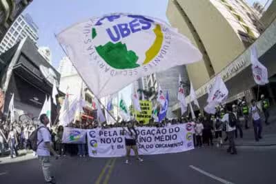 Imagem card com fundo