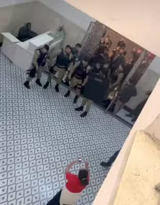 Imagem card com fundo