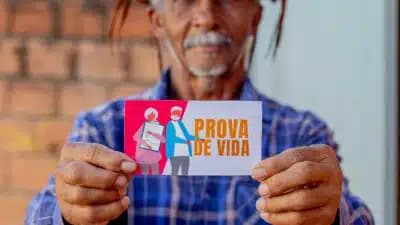 Imagem card com fundo