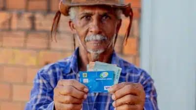 Imagem card com fundo