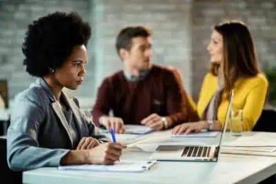 Imagem card com fundo