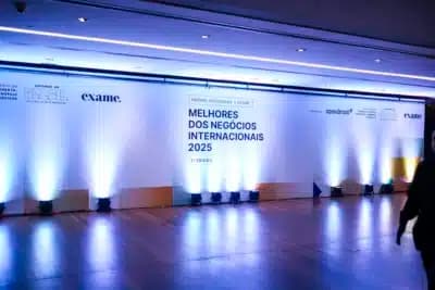 Imagem card com fundo