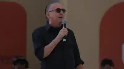 Imagem card com fundo