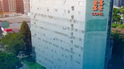 Imagem card com fundo