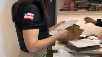 Imagem card com fundo