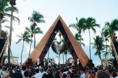 Imagem card com fundo