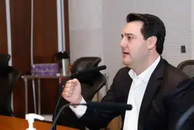 Imagem card com fundo