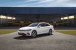Volkswagen Jetta GLI chega ao mercado em novembro com preço confirmado